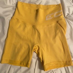 Echt Arise scrunch shorts